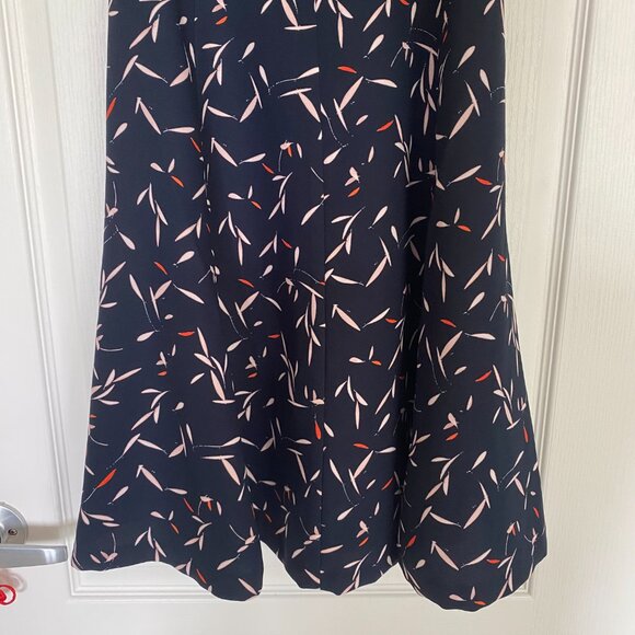 Banana Republic Black Flared Dress with Pink and Red Leaf Pattern Size 0 - Picture 4 of 10